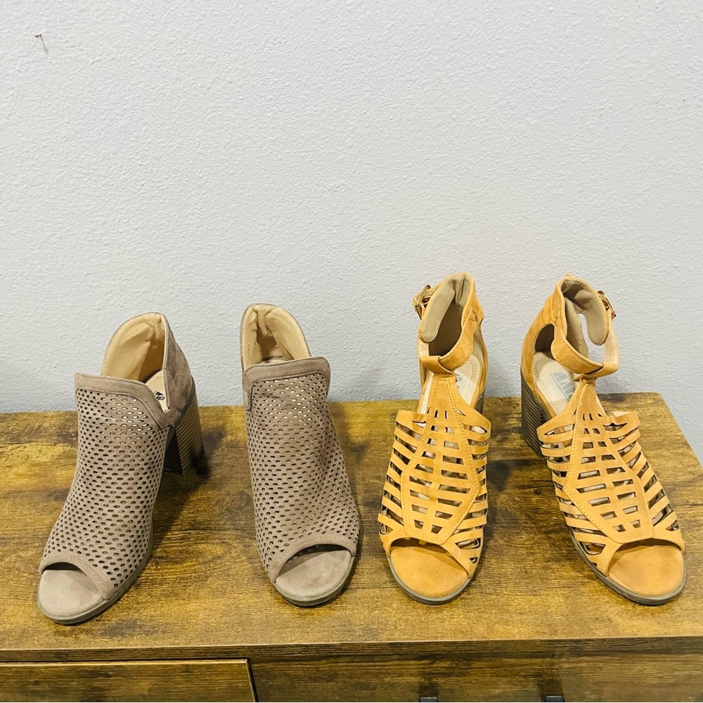 AMS Two Pairs Of Block Heel Sandals Womens Size 8 Taupe & Camel Yellow